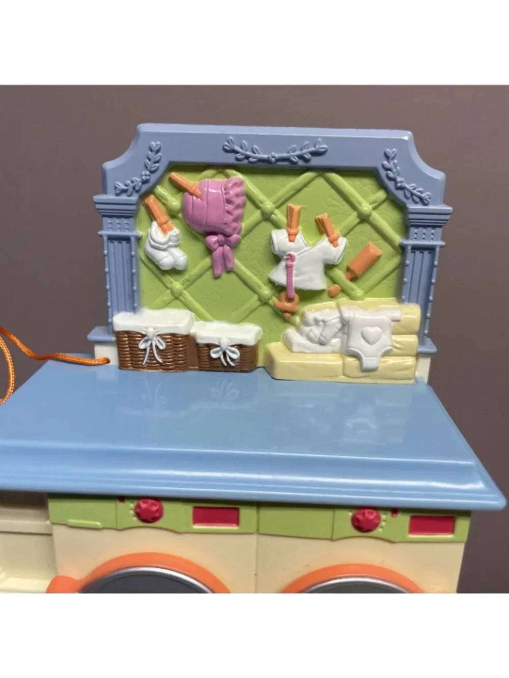 2010 Fisher Price Loving Family Dollhouse Laundry Room Washer Dryer Iron